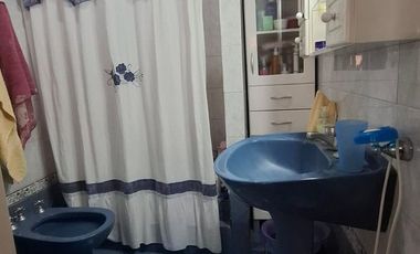 VENTA CASA 3 AMBIENTES CON QUINCHO Y COCHERA MERLO