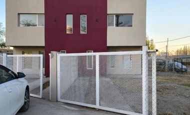 ALQUILER MODERNO DUPLEX | PLOTTIER