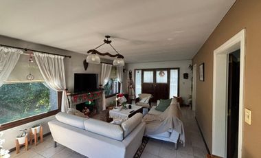 Venta Casa La Leonor B Cerrado Hurlingham CREDITO