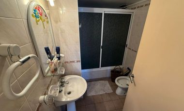 VENTA DEPARTAMENTO 6 AMBIENTES MORON CENTRO