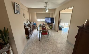 VENTA DEPARTAMENTO 6 AMBIENTES MORON CENTRO