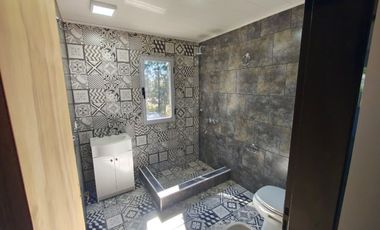 CASA EN VENTA PARQUE SICARDI 4 DORMITORIOS