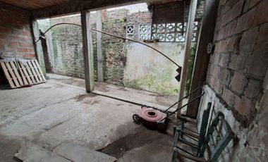 VENTA TERRENO CONSTRUIDO A REMODELAR, VILLA MADERO