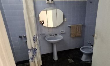 VENTA CASA (DOS PROPIEDADES INDIVIDUALES ) B. ROCA