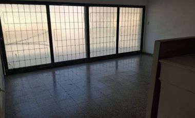 VENTA CASA (DOS PROPIEDADES INDIVIDUALES ) B. ROCA