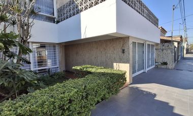 VENTA CASA (DOS PROPIEDADES INDIVIDUALES ) B. ROCA