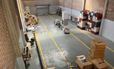 DEPOSITO EN ALQUILER LANUS OESTE, 180M2