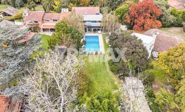 CASA A LA VENTA ZONA TRIANGULO DON TORCUATO