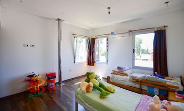 Venta Casa Tres Dormitorios Parque Sicardi