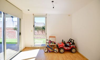 Venta Casa Tres Dormitorios Parque Sicardi