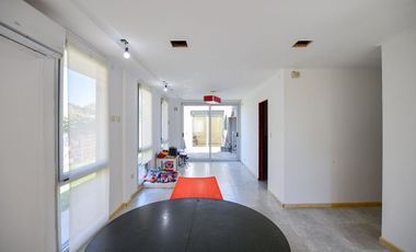 Venta Casa Tres Dormitorios Parque Sicardi