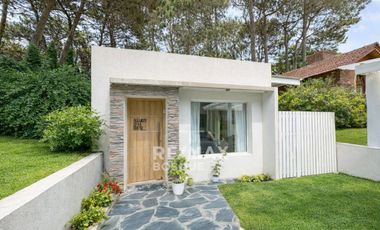 ALQUILER  ANUAL CASA PINAMAR