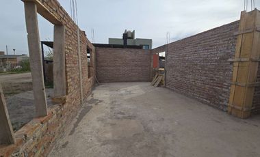 VENTA LOTE CON AVANCES DE OBRA EN LA CLEMENTINA