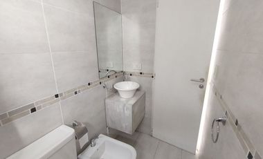 OFICINA CON BAULERA APTO PROFESIONAL EN CASEROS