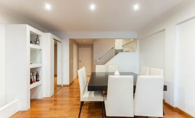 VENTA CASA - 6 AMB  PILETA/JARDIN/COCHERAS