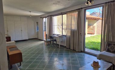 CASA 5 AMBIENTES EN VENTA BANFIELD APTA CREDITO