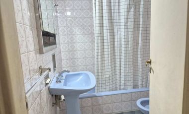 CASA 5 AMBIENTES EN VENTA BANFIELD APTA CREDITO
