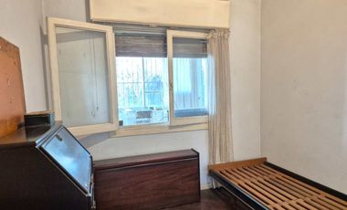 CASA 5 AMBIENTES EN VENTA BANFIELD APTA CREDITO