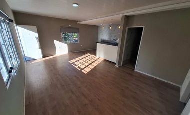 VENTA BLOQUE LOCAL + DEPTO 3 AMB A ESTRENAR J C P