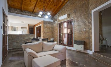Hermosa casa de 3 dormitorios en Ricardone