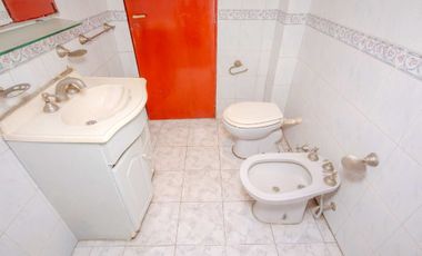 Venta Ph 4 ambientes patio cochera Villa Lynch