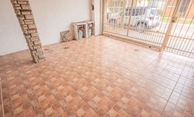 Venta Ph 4 ambientes patio cochera Villa Lynch