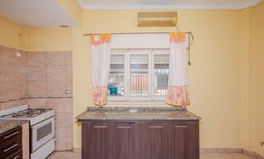 Venta Ph 4 ambientes patio cochera Villa Lynch