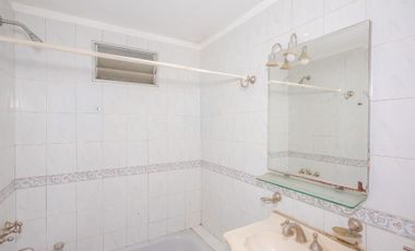 Venta Ph 4 ambientes patio cochera Villa Lynch