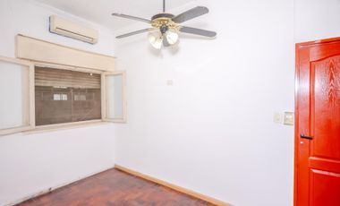 Venta Ph 4 ambientes patio cochera Villa Lynch