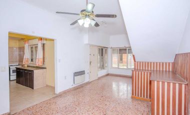 Venta Ph 4 ambientes patio cochera Villa Lynch