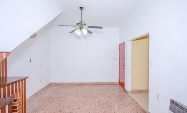 Venta Ph 4 ambientes patio cochera Villa Lynch