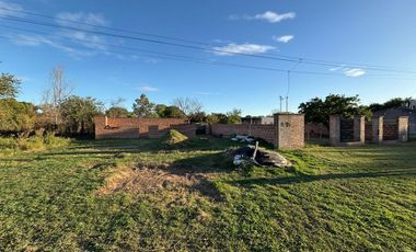 Terreno en Don Bosco 710 - Colonia Barón