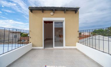 CASA EN VENTA 3 DORMITORIOS RECICLADA A NUEVA