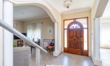 VENTA CASA DE ESTILO  CORAZON DE PATAGONIA UNICA