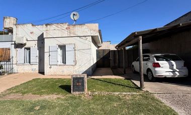 CASA EN VENTA EN PEHUAJO CON PATIO