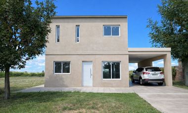 CASA A ESTRENAR EN VENTA