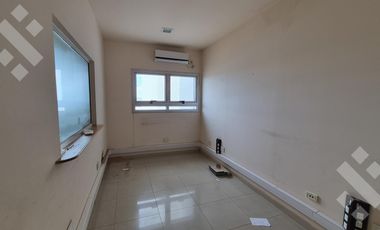 Edificio Comercial, TRES PLANTAS PARA OFICINAS