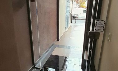 Villa Ballester céntrico! Amplio y luminoso 3 amb con vista abierta!