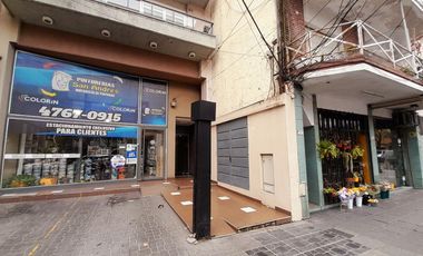 Villa Ballester céntrico! Amplio y luminoso 3 amb con vista abierta!