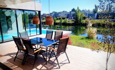ALQUILER CASA 4 DORMITORIOS - B° LA ZAGALA, NEUQUÉN