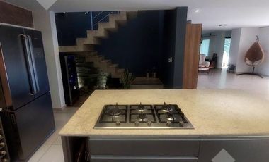 ALQUILER CASA 4 DORMITORIOS - B° LA ZAGALA, NEUQUÉN