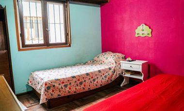 Venta casa 6 ambientes con gran parque