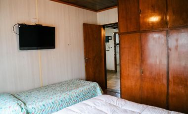 Venta casa 6 ambientes con gran parque