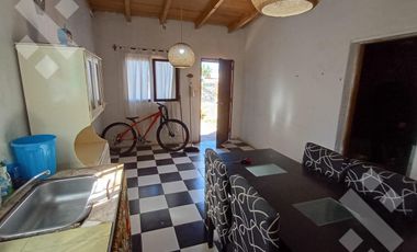 Casa 1 dormitorio - lote de 275 m2