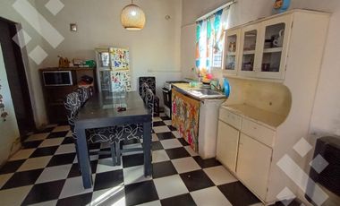 Casa 1 dormitorio - lote de 275 m2