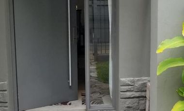 Casa actualizada a nuevo en alquiler cerca de todo!!