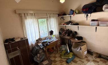 VENTA CASA 4 DORMITORIOS (A REMODELAR) - B° ALANIS, CIPOLLETTI