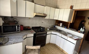 VENTA CASA 4 DORMITORIOS (A REMODELAR) - B° ALANIS, CIPOLLETTI