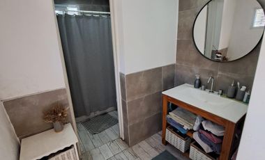 Propiedad Ideal Taller con vivienda y Local. Ideal Inversor