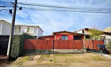 Casa en Venta en Joaquín prieto 2688,talca